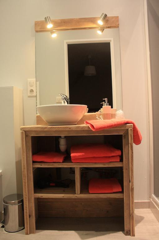 Chambres D'Hotes Noir Lion Peronne  Room photo
